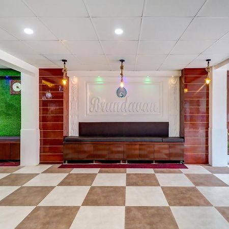 Hotel Brundavan International Guntur Luaran gambar